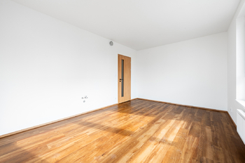 Prodej bytu 1+kk v družstevním vlastnictví 44 m², Praha 10 - Dolní Měcholupy