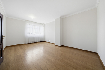 Prodej domu 363 m², Jesenice