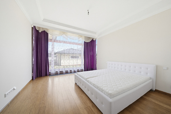 Prodej domu 363 m², Jesenice