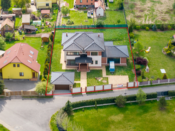 Prodej domu 363 m², Jesenice
