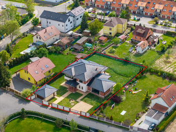 Prodej domu 363 m², Jesenice