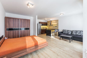 Pronájem bytu 1+kk v osobním vlastnictví 53 m², Praha 9 - Střížkov