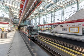 Metro Střížkov - Pronájem bytu 1+kk v osobním vlastnictví 53 m², Praha 9 - Střížkov
