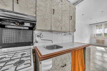 Prodej bytu 2+kk v osobním vlastnictví 40 m², Praha 9 - Střížkov