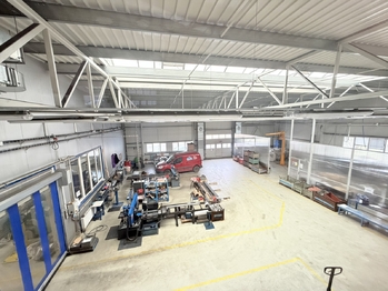 Pronájem výrobních prostor 610 m², Vsetín