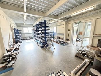 Pronájem výrobních prostor 610 m², Vsetín