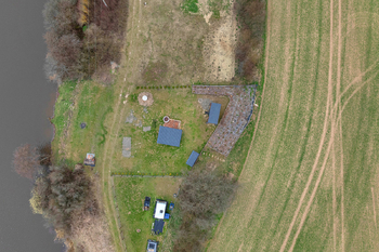 Prodej pozemku 600 m², Ostružno