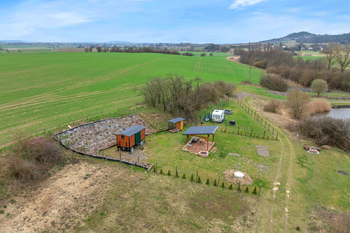 Prodej pozemku 600 m², Ostružno