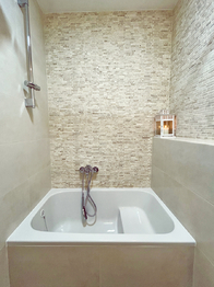 Prodej bytu 1+kk v osobním vlastnictví 31 m², Praha 5 - Smíchov