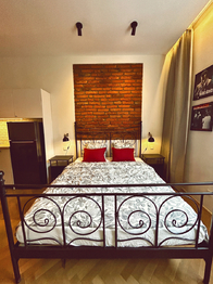 Prodej bytu 1+kk v osobním vlastnictví 31 m², Praha 5 - Smíchov