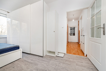 Prodej bytu 2+1 v osobním vlastnictví 54 m², Praha 9 - Letňany