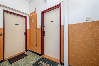 Prodej bytu 2+1 v osobním vlastnictví 54 m², Praha 9 - Letňany