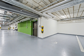 garážové stání - Pronájem bytu 4+kk v osobním vlastnictví 92 m², Kladno