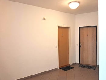 Pronájem bytu 2+kk v osobním vlastnictví 55 m², Praha 5 - Hlubočepy