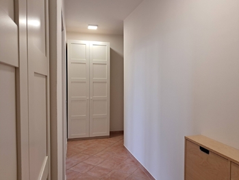 Pronájem bytu 2+kk v osobním vlastnictví 55 m², Praha 5 - Hlubočepy