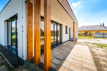 Terasa - Prodej domu 118 m², Planá nad Lužnicí