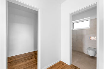 Komora + koupelna - Prodej domu 118 m², Planá nad Lužnicí