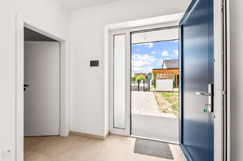 Zádveří + technická místnost - Prodej domu 118 m², Planá nad Lužnicí
