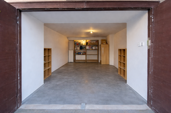 Prodej garáže 17 m², Praha 6 - Břevnov