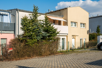 Výjimečný byt 3+kk s terasou, Popůvky, ul. Horní - Prodej bytu 3+kk v osobním vlastnictví 80 m², Popůvky