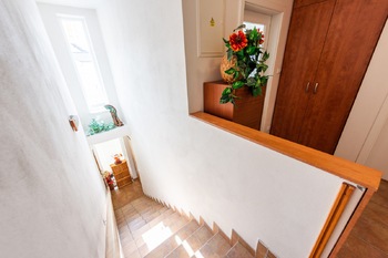 Výjimečný byt 3+kk s terasou, Popůvky, ul. Horní - Prodej bytu 3+kk v osobním vlastnictví 80 m², Popůvky