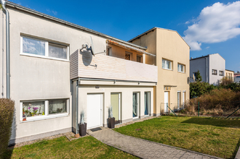 Výjimečný byt 3+kk s terasou, Popůvky, ul. Horní - Prodej bytu 3+kk v osobním vlastnictví 80 m², Popůvky