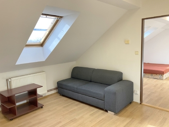 Pronájem bytu 2+kk v osobním vlastnictví 48 m², Hradec Králové