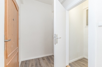 Prodej bytu 1+1 v osobním vlastnictví 65 m², Čistá