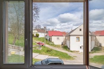 Prodej bytu 1+1 v osobním vlastnictví 65 m², Čistá