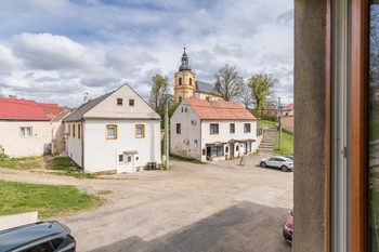 Prodej bytu 1+1 v osobním vlastnictví 65 m², Čistá