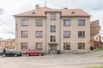 Prodej bytu 1+1 v osobním vlastnictví 65 m², Čistá