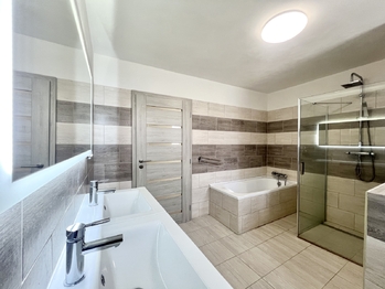 Prodej bytu atypický v osobním vlastnictví 235 m², Jirkov