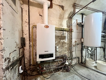 Prodej domu 378 m², Údlice