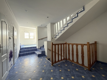 Prodej domu 407 m², Údlice