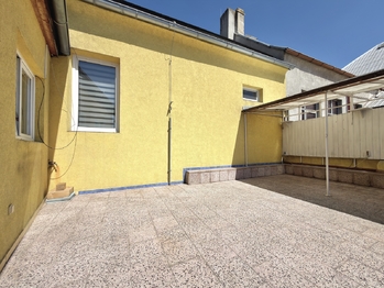 Prodej domu 407 m², Údlice