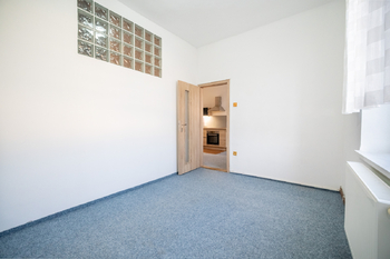 Prodej bytu 2+kk v osobním vlastnictví 46 m², Hradec Králové