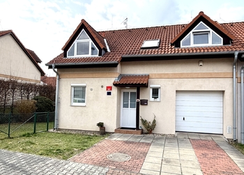 Pronájem domu 138 m², Praha 9 - Satalice