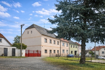 Prodej domu 240 m², Kozojedy