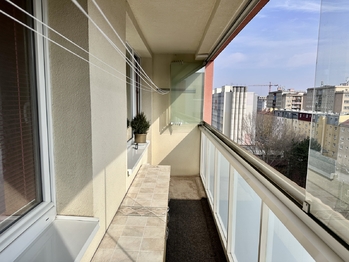 Prodej bytu 3+1 v osobním vlastnictví 77 m², Praha 9 - Libeň