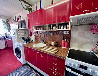 Prodej bytu 3+1 v osobním vlastnictví 77 m², Praha 9 - Libeň