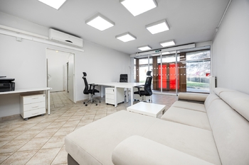 Pronájem obchodních prostor 120 m², Brandýs nad Labem-Stará Boleslav