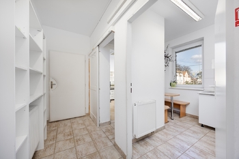 Pronájem obchodních prostor 120 m², Brandýs nad Labem-Stará Boleslav