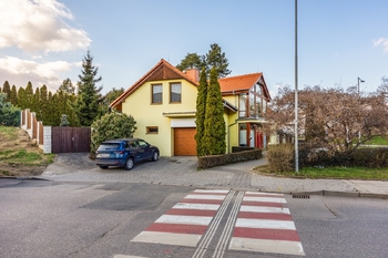 Pronájem obchodních prostor 120 m², Brandýs nad Labem-Stará Boleslav