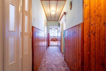 Prodej domu 95 m², Straky