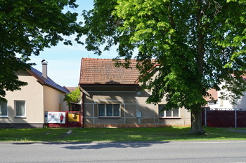 Prodej domu 95 m², Straky