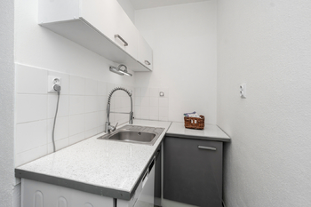 Prodej domu 300 m², Měchenice