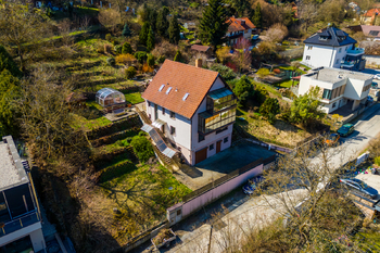 Prodej domu 300 m², Měchenice