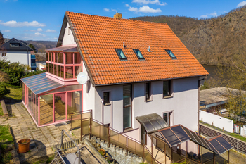 Prodej domu 300 m², Měchenice