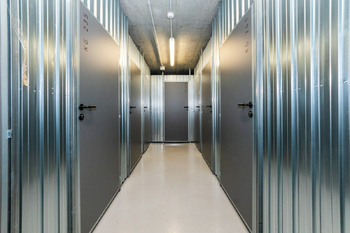 sklepní kóje - Prodej bytu 3+kk v družstevním vlastnictví 100 m², Praha 10 - Dolní Měcholupy