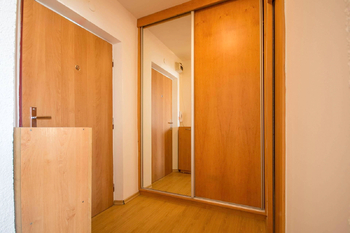 Prodej bytu 1+kk v osobním vlastnictví 36 m², Hradec Králové